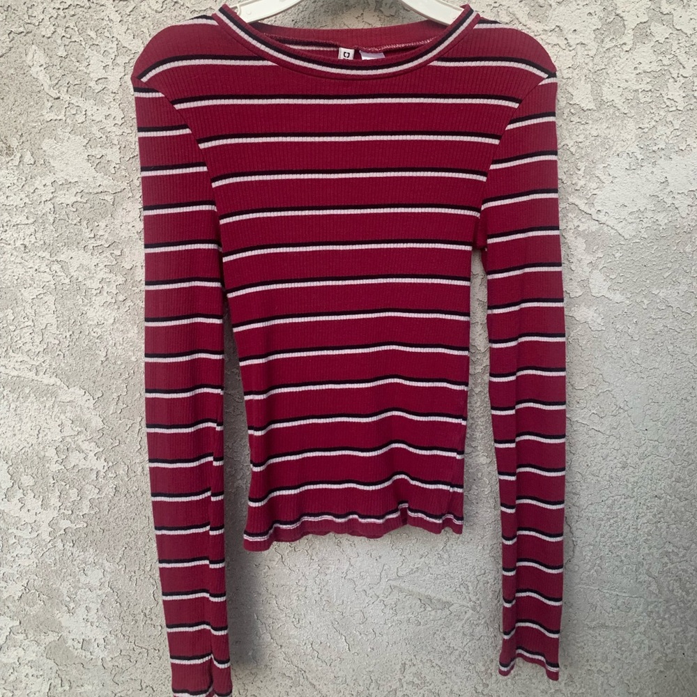 Divided XSMALL Burgundy LONG SLEEVE SHIRT with black and white stripes